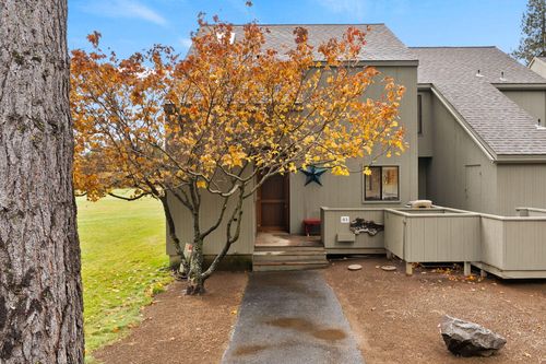 83-13400 Black Butte Pit Acc, Sisters, OR, 97759 | Card Image