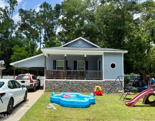 6088 E Hinds St, Bay Saint Louis, MS, 39520-8316 | Card Image