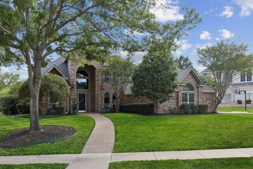 501 Stonewall Ct, Southlake, TX, 76092-5930 | Card Image