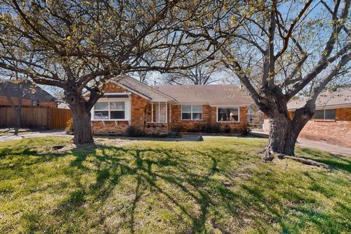 2120 Healey Dr, Dallas, TX, 75228-3712 | Card Image