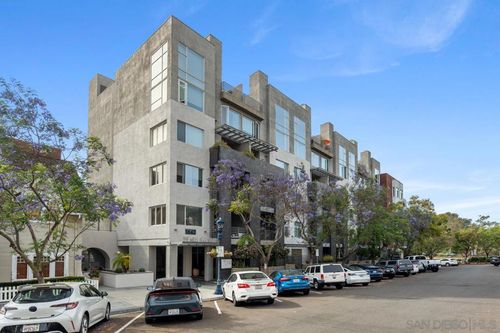 325-1642 7th, San Diego, CA, 92101 | Card Image