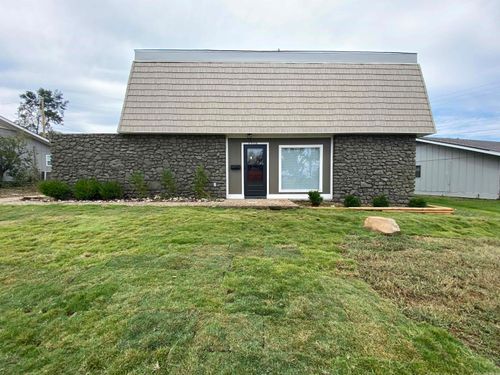 1216 Briar Creek Rd, Little Rock, AR, 72211-2404 | Card Image