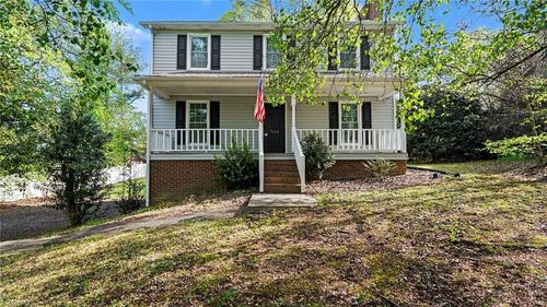 7132 Avenbury Cir, Kernersville, NC, 27284-8652 | Card Image