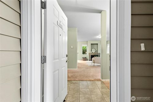ii1033-14915 38th Dr Se, Bothell, WA, 98012 | Card Image