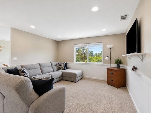 2995 Arizona Ave, Los Alamos, NM, 87544-1511 | Card Image