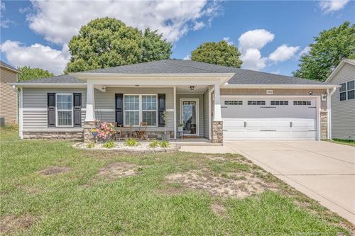5264 Goshawk Dr, Hope Mills, NC, 28348-9408 | Card Image