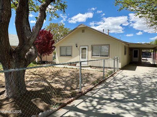 825 Franklin Ave, Lovelock, NV, 89419-8130 | Card Image