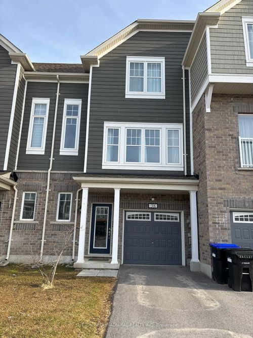 38 Surf Dr, Wasaga Beach, ON, L9Z0J4 | Card Image