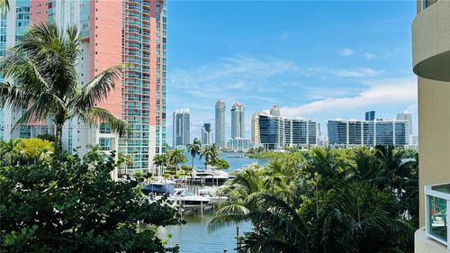 apt-403-3340 Ne 190th St, Aventura, FL, 33180-2659 | Card Image