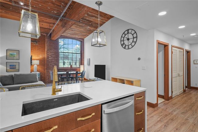 APT-211 - 555 S Water St, Condo with 2 bedrooms, 2 bathrooms and 3 parking in Providence RI | Image 13