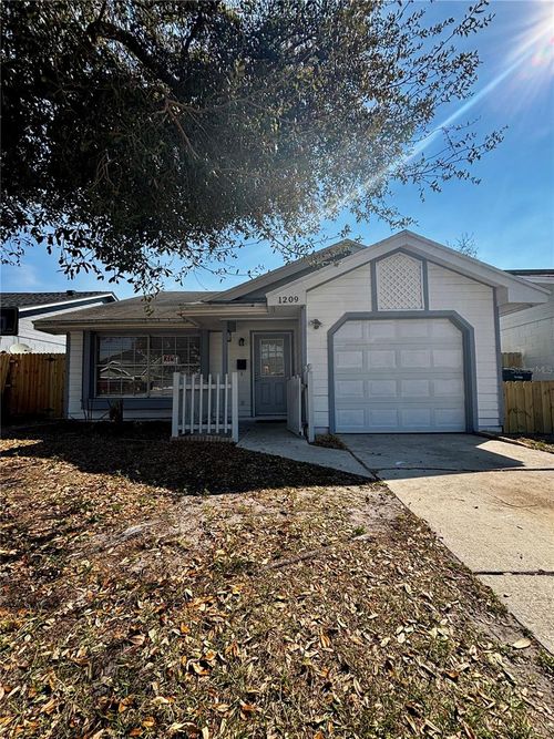 1209 Roma Ct, ORLANDO, FL, 32825-5462 | Card Image