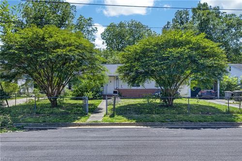 185 Findley Sq, Hampton, VA, 23666-4207 | Card Image