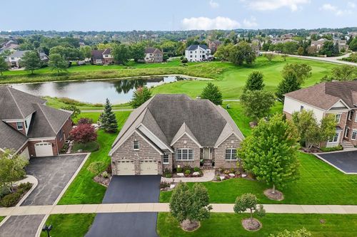 14 Championship Pkwy, Hawthorn Woods, IL, 60047-8445 | Card Image