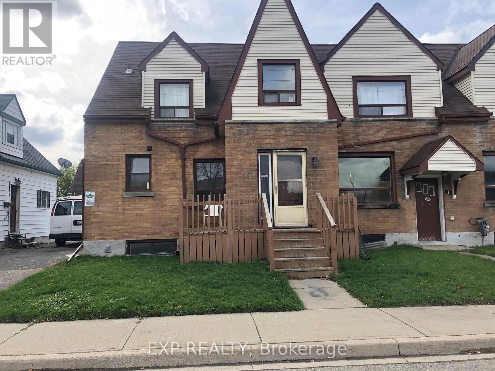 Residential Lease in Brampton (Downtown Brampton)