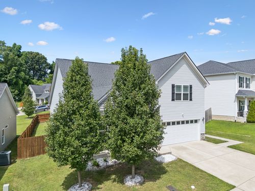 1092 Lady Nashville Dr, Hermitage, TN, 37076-1628 | Card Image