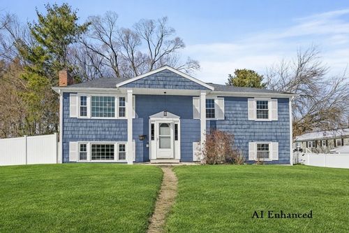 56 Puddingstone Ln, Bellingham, MA, 02019-1250 | Card Image