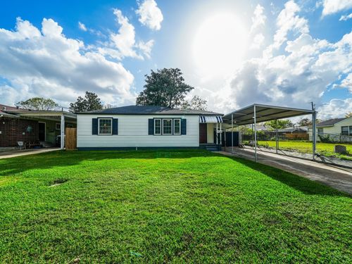 2105 12th St, Galena Park, TX, 77547-2207 | Card Image