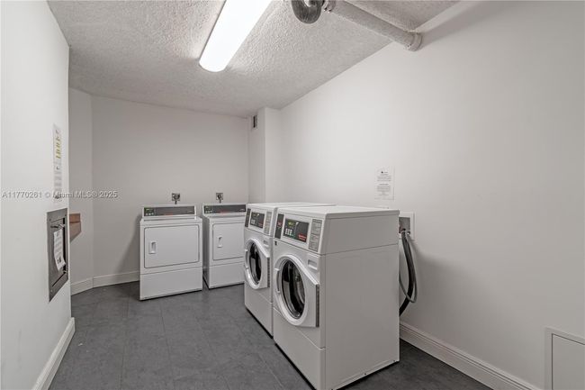 APT-14L - 3901 S Ocean Dr, Condo with 1 bedrooms, 2 bathrooms and null parking in Hollywood FL | Image 19