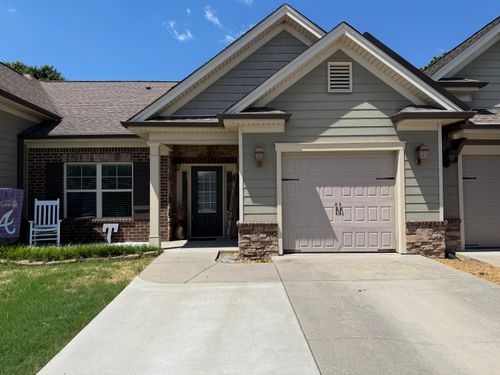 5438 Mandarin Cir, Hixson, TN, 37343-6802 | Card Image