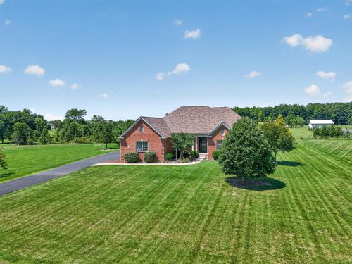 9480 Ward Rd, Plain City, OH, 43064-8056 | Card Image
