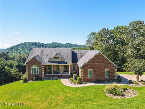 323 Independence Dr, Jefferson City, TN, 37760-3838 | Card Image