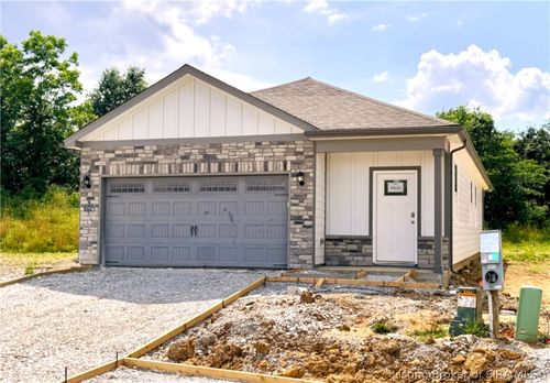 3040 Grace Marie Way, New Albany, IN, 47150-1302 | Card Image