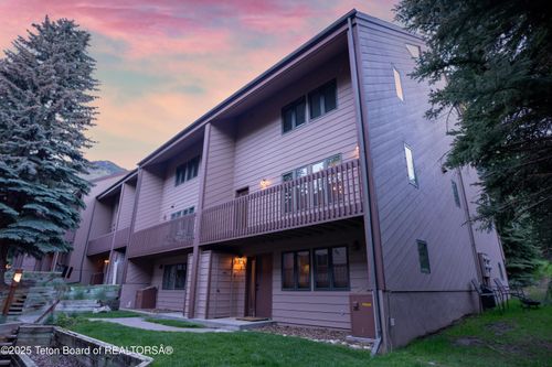 9-3675 W Michael Dr, Teton Village, WY, 83025 | Card Image