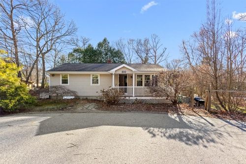 800 Tunk Hill Rd, Foster, RI, 02825-1152 | Card Image