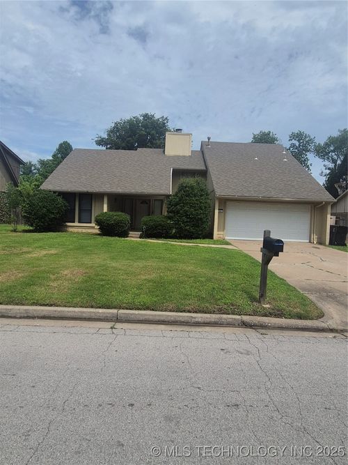613 Elder Ave, Broken Arrow, OK, 74012-3510 | Card Image