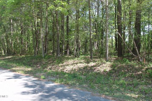 425 Quail Rd, Smithfield, NC, 27577-9121 | Card Image