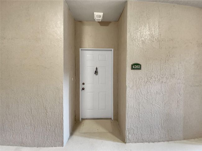 APT-4202 - 4833 Cypress Woods Dr, Condo with 2 bedrooms, 2 bathrooms and null parking in ORLANDO FL | Image 6