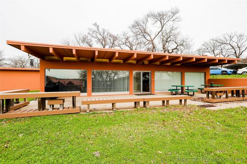 2664 Spence St, Sulphur, OK, 73086-8816 | Card Image