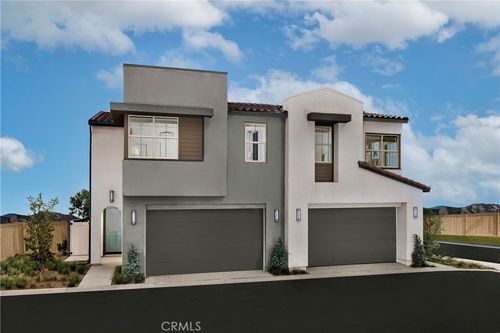 15858 Blue Copper Way, Fontana, CA, 92336-5577 | Card Image