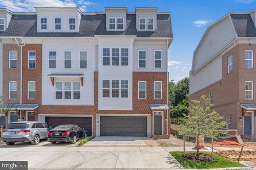 2550 Farmstead Dr, ROCKVILLE, MD, 20850-6584 | Card Image