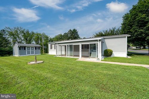 trlr-m50-3450 Mountain Rd, HAMBURG, PA, 19526-7968 | Card Image