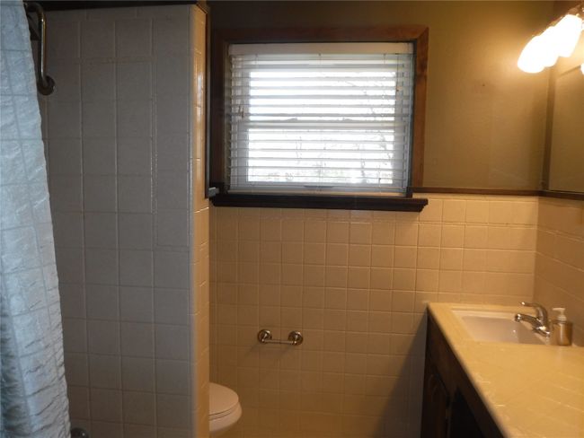 10921 Sinclair Ave, House other with 3 bedrooms, 2 bathrooms and null parking in Dallas TX | Image 14