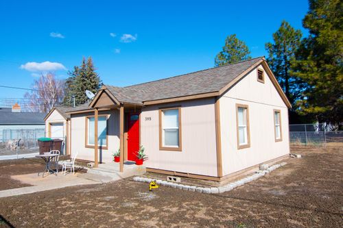 398 Se Court Street, Prineville, OR, 97754 | Card Image