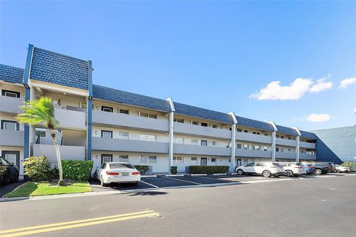 211-7847 Golf Circle Dr, Margate, FL, 33063-7356 | Card Image