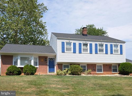 1264 Estate Dr, WEST CHESTER, PA, 19380-1263 | Card Image
