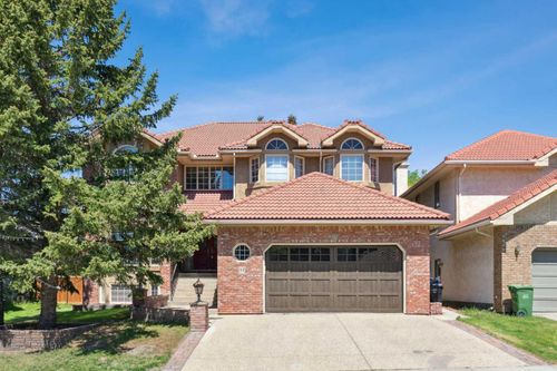 52 Edgeview Road Nw, Calgary, AB, T3A4T8 | Card Image