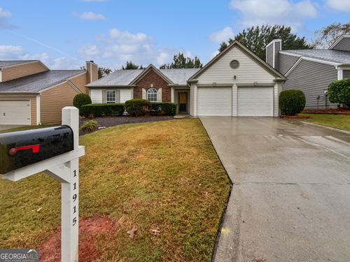 11915 Carriage Park Ln, Johns Creek, GA, 30097-1442 | Card Image