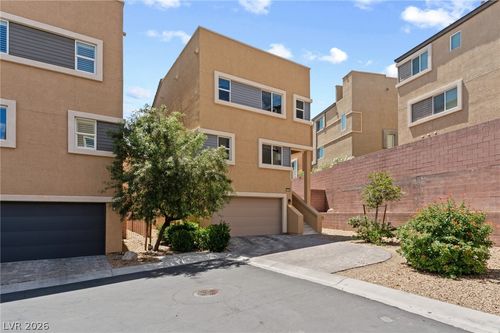 10533 Visibility Ct, Las Vegas, NV, 89129-4602 | Card Image