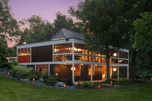 5 S Brown Rd, Orono, MN, 55356-9133 | Card Image