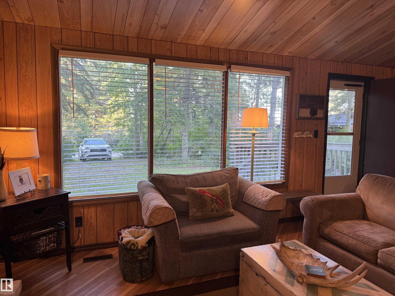 Residential in Rural Wetaskiwin County 5