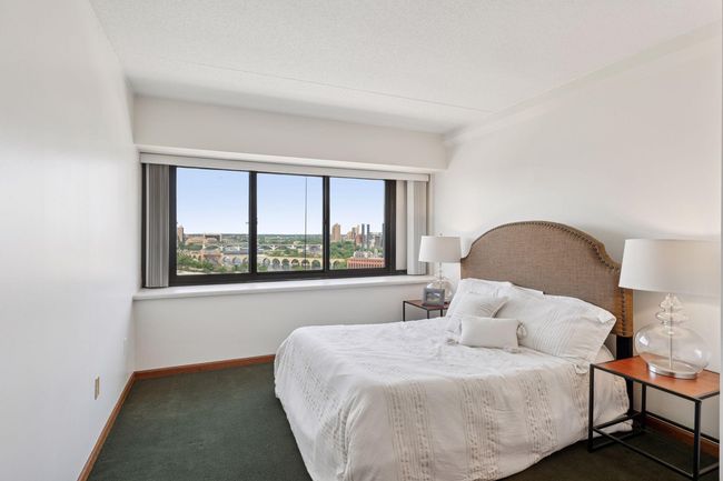Bedroom view towards downtown | Image 19
