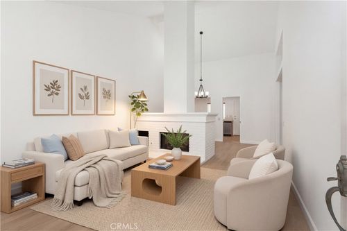 17 Dartmouth, Irvine, CA, 92612-2638 | Card Image
