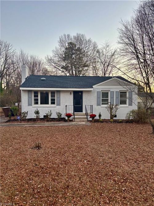 4015 Broadacres Dr, Greensboro, NC, 27407-6505 | Card Image