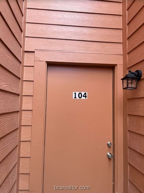 apt-d104-1305 W Villa Maria Rd, Bryan, TX, 77801-4218 | Card Image