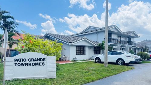 201-10904 Nw 7th St, Miami, FL, 33172-7601 | Card Image