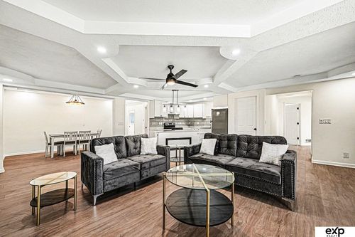 8525 Lafayette Ave, Omaha, NE, 68114-1448 | Card Image